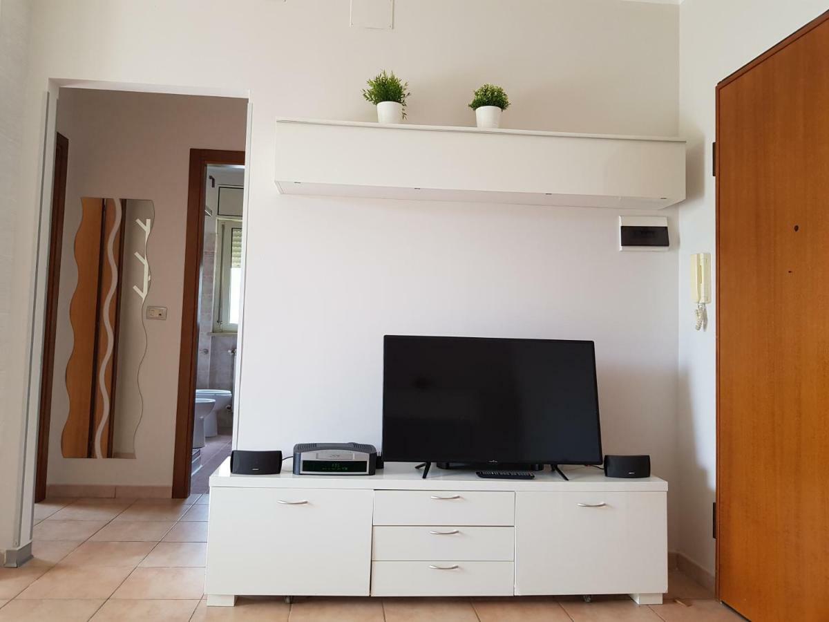 Casa Ilona Apartment Pineto Exterior photo