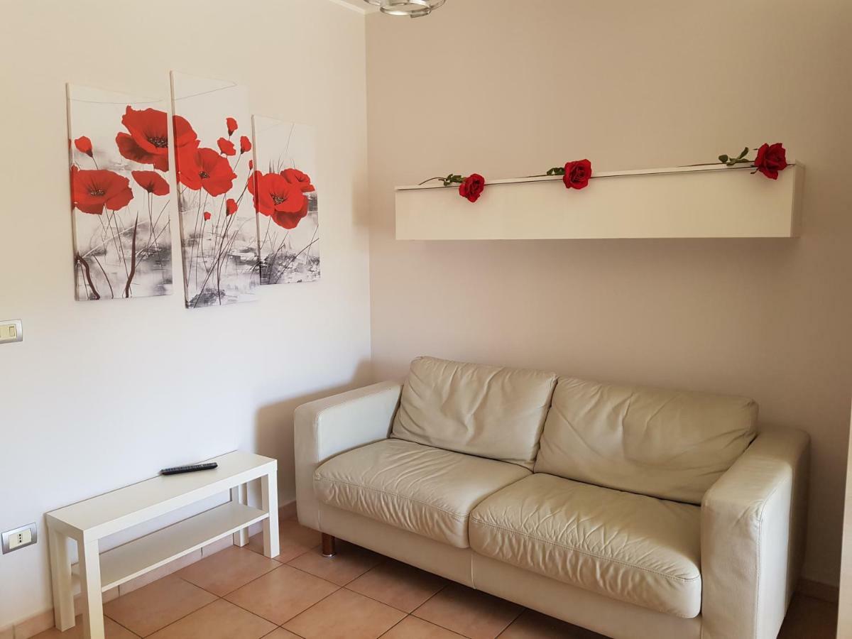 Casa Ilona Apartment Pineto Exterior photo